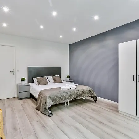02 Best Flat Montorgueil 1 Appartement